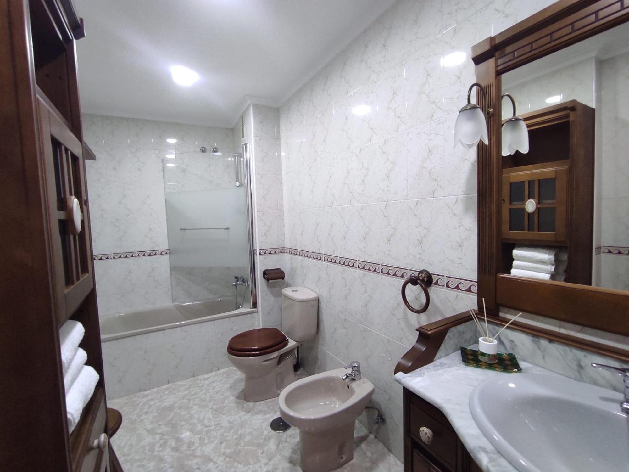 Avello Oviedo Con Parking Apartment Exterior photo